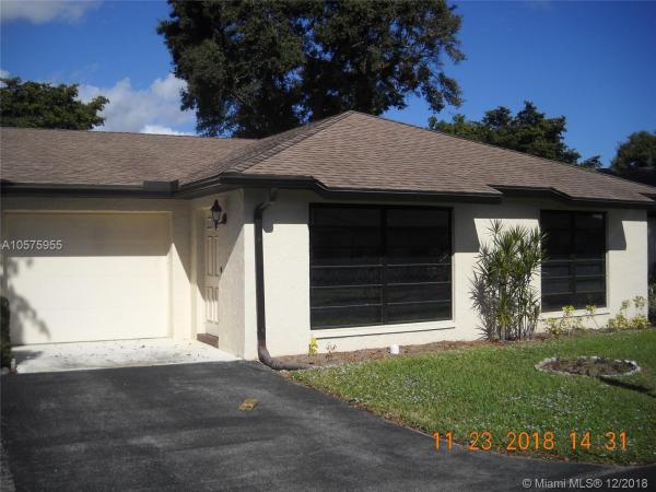 Greentree Villas, 4754 Greentree Dr #B, Boynton Beach, Florida 33436, image 2