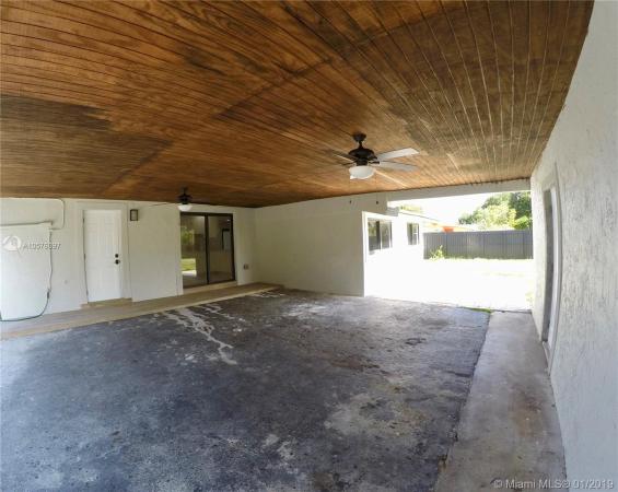 Palmetto Country Club Estates, 9950 Colonial Dr, Palmetto Estates, Florida 33157, image 2