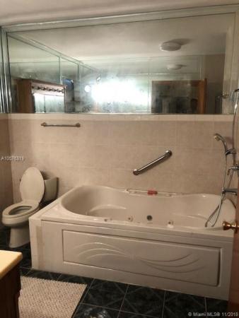 Carol City Gardens, 3955 NW 187th Ter, Miami Gardens, Florida 33055, image 2