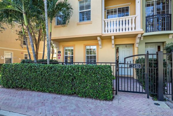 Harbour Oaks, 2451 San Pietro Cir, Palm Beach Gardens, Florida 33410, image 2