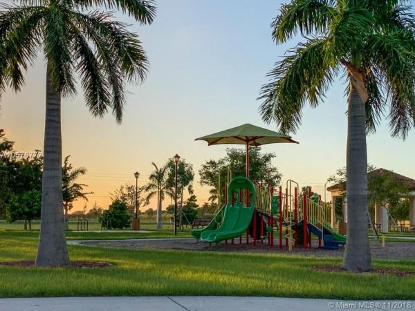 Venetian Parc, 17618 SW 149th Pl 0, Richmond West, Florida 33187, image 2