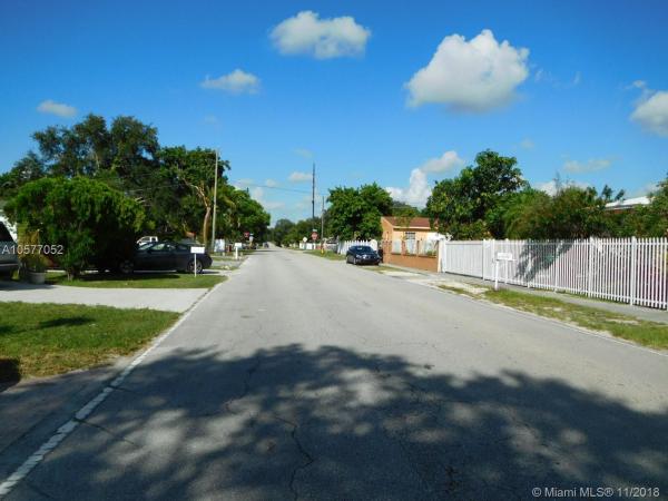 Arch Creek Estates, 1440 NE 149th St, Golden Glades, Florida 33161, image 2