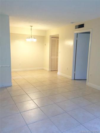 The Courts At Kendall, 15520 SW 80th St #B-108, Kendall West, Florida 33193, image 2