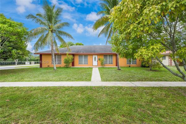 Mirror Lake Estates, 1101 NW 70th Ave, Plantation, Florida 33313, image 3