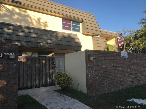 Kendale Lakes Townhouses, 8443 SW 137th Ave #8443, Kendale Lakes, Florida 33183, image 2