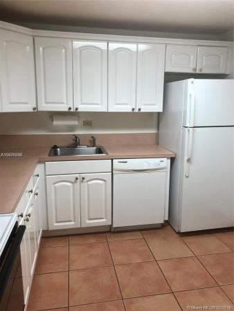 Granada Dadeland, 8107 SW 72nd Ave #208E, Glenvar Heights, Florida 33143, image 2