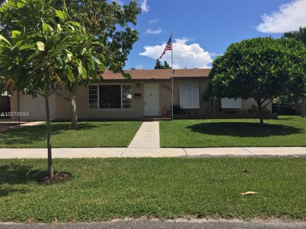 Westwood Estates, 10871 SW 69th Dr, Sunset, Florida 33173, image 2