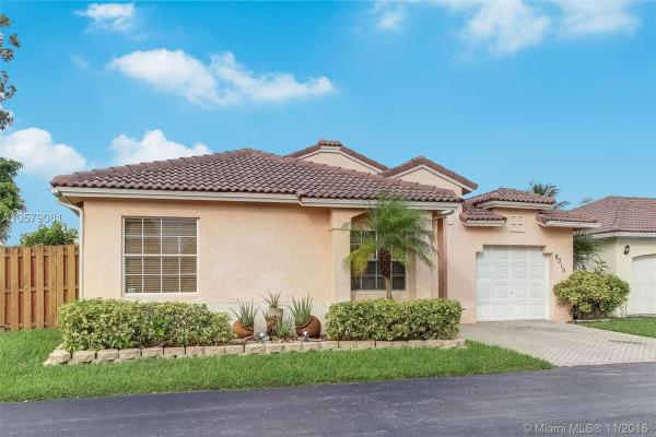 8010 SW 158th Ct, Unincorporated Dade County, Florida 33193, image 2