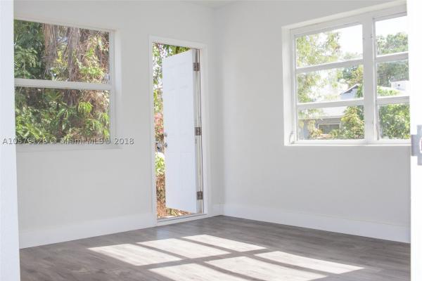 Glenroyal, 2430 NW 3rd St, Miami, Florida 33125, image 3