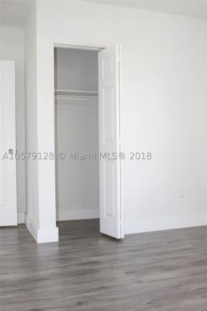 Glenroyal, 2430 NW 3rd St, Miami, Florida 33125, image 2