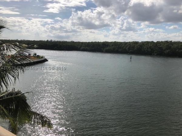 Poinciana Island Yacht & Racquet Club, 434 Poinciana Dr #1626, Sunny Isles Beach, Florida 33160, image 2