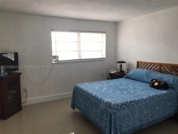 Villas Of West Bird, 3901 SW 112th Ave #14, University Park, Florida 33165, image 3