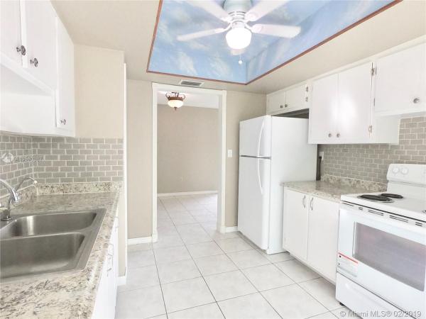 Sunrise Golf Village, 7070 NW 25th St, Sunrise, Florida 33313, image 2