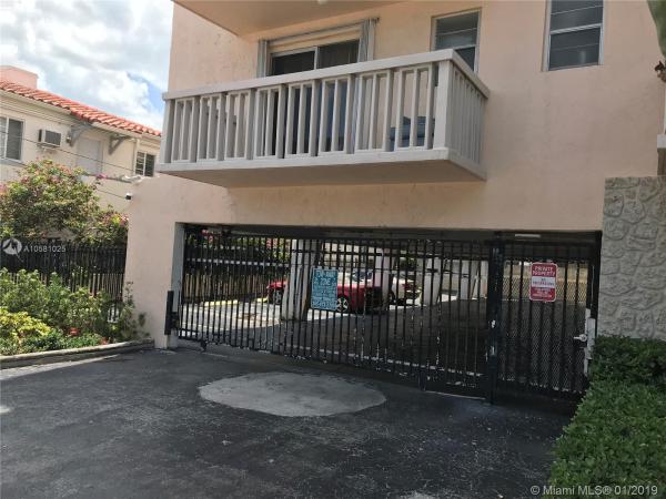 Carlyle Plaza, 7620 Carlyle #202, Miami Beach, Florida 33141, image 2