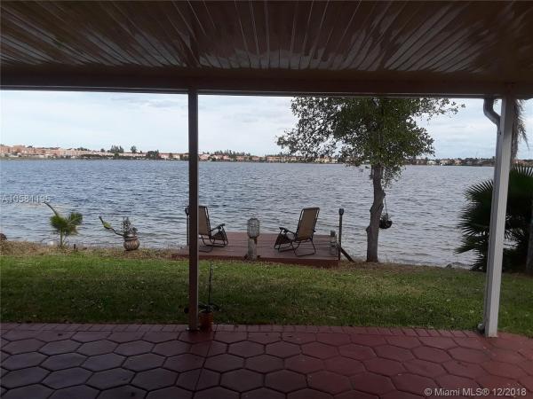 Lake Pointe, 915 NW 126th Ct, Tamiami, Florida 33182, image 2