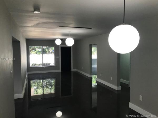 Seminole Lawn, 3268 NW 49th St, Brownsville, Florida 33142, image 2