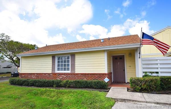 Village Homes At Country Walk, 13700 SW 149th Cir Ln #3-60, Country Walk, Florida 33186, image 2