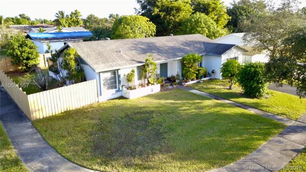 Fairway Estates, 11125 SW 156th Ter, Palmetto Estates, Florida 33157, image 2