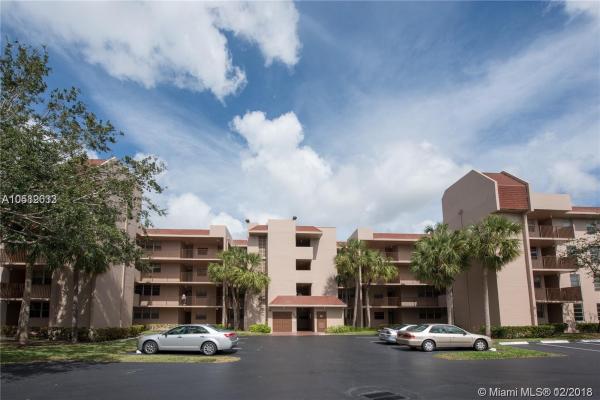 Sabal Palm Of Pine Island Ridge, 9520 Seagrape Dr #302, Davie, Florida 33324, image 2