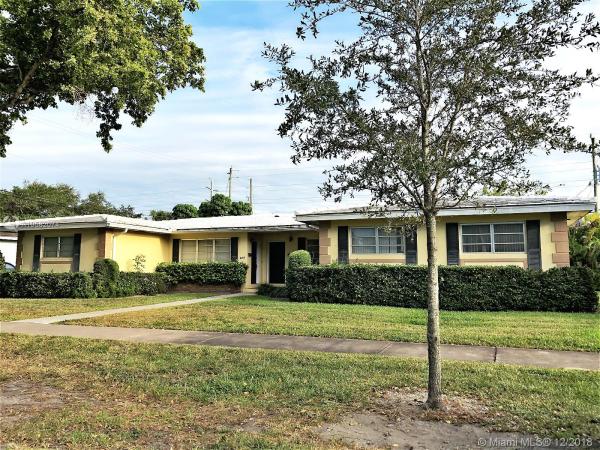 Riviera, 926 Benevento Ave, Coral Gables, Florida 33146, image 2