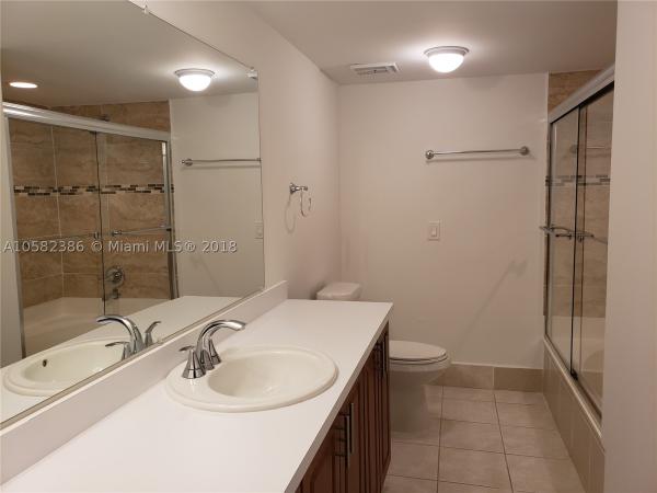 Spinnaker Bay, 21075 NE 34th Ave #105-2, Aventura, Florida 33180, image 2