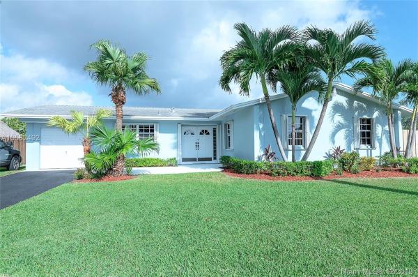 Bel Aire, 9501 SW 190th St, Cutler Bay, Florida 33157, image 2