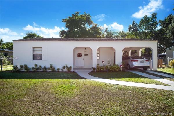 Biscayne Highlands, 930 NE 141st St, North Miami, Florida 33161, image 2