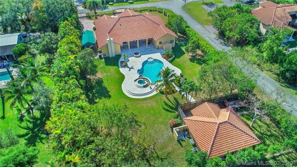 South Miami Heights, 10895 SW 91st St, Kendall, Florida 33176, image 2