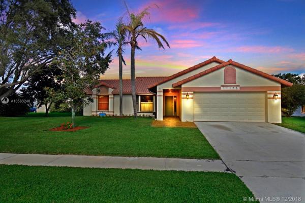 Eastwood Of Wellington, 11175 Black Willow Ln, Wellington, Florida 33414, image 2