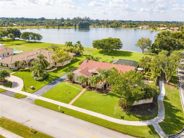 Shenandoah, 1151 Bristol Ave, Davie, Florida 33325, image 2