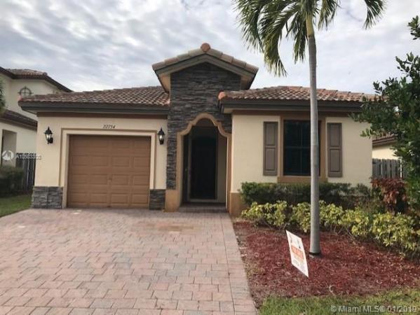 The Tides At Isles Of Bayshore, 22754 SW 93rd Ct, Cutler Bay, Florida 33190, image 2