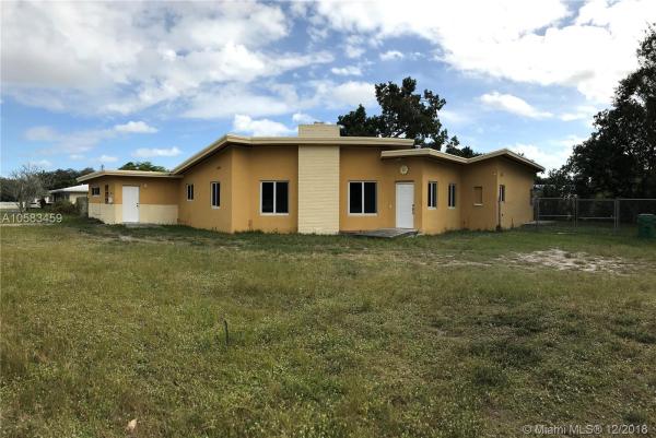 Biscayne Gardens, 190 NW 135th St, Golden Glades, Florida 33168, image 2