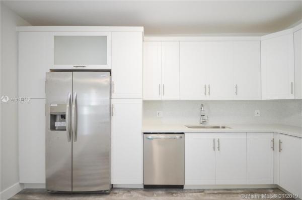 Fleeman Heights, 1155 NE 155th St, North Miami Beach, Florida 33162, image 2