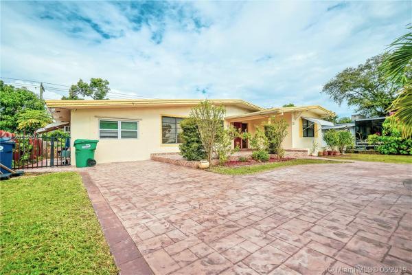 Pleasant Village, 735 NE 159th ST, Golden Glades, Florida 33162, image 2
