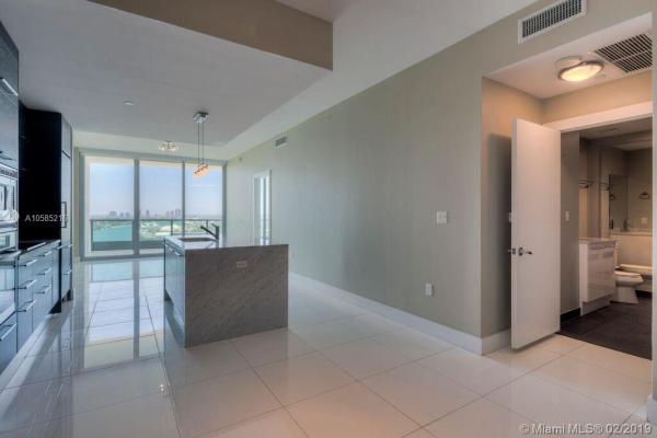 900 Biscayne Bay, 900 Biscayne Blvd #3903, Miami, Florida 33132, image 2