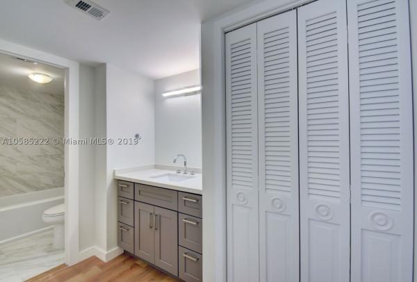 Del Prado South Towers, 18021 Biscayne Blvd #602-2, Aventura, Florida 33160, image 2