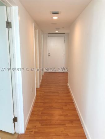 St Louis, 800 Claughton Island Dr #805, Miami, Florida 33131, image 3