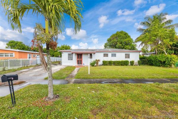 Fleetwood Gardens, 1971 NW 184th St, Miami Gardens, Florida 33056, image 2