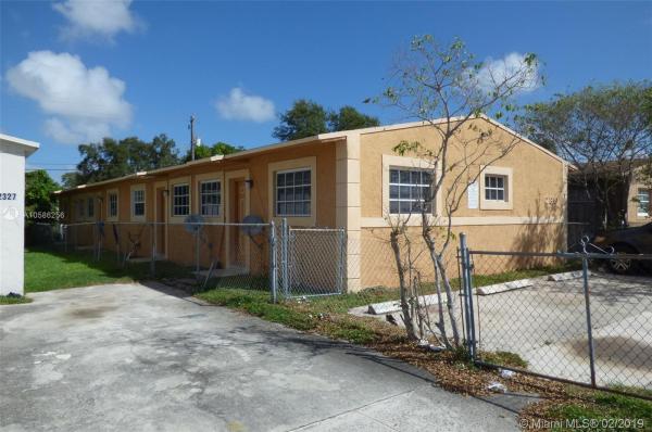 Liberia, 2319 Farragut St #1-4, Hollywood, Florida 33020, image 2