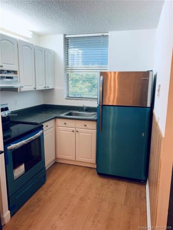North Bay Villas, 1801 S Treasure Dr #412a, North Bay Village, Florida 33141, image 2