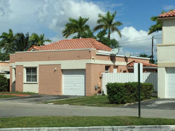 Lake Pointe, 681 NW 122nd Ct, Tamiami, Florida 33182, image 2