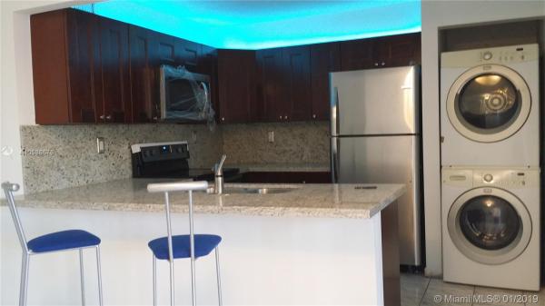 Indian Lake Village, 10221 Fontainebleau Blvd #103, Fountainebleau, Florida 33172, image 2