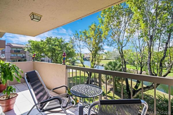 Miller Gardens, 5800 SW 127th Ave #2312, Kendale Lakes, Florida 33183, image 2