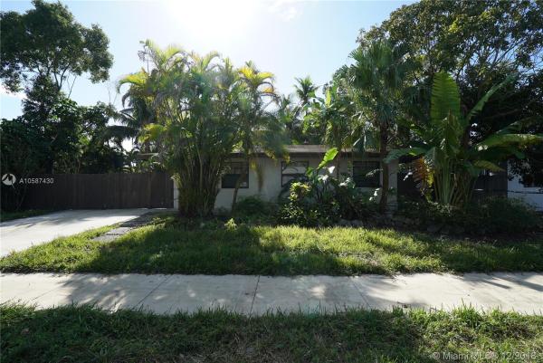 Hamilton Estates, 14332 SW 289th Ter, Leisure City, Florida 33033, image 2