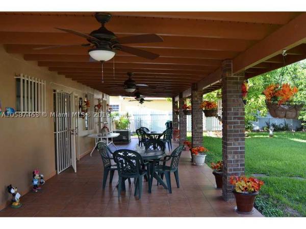 Coral Gardens, 2925 SW 93rd Ct, Westchester, Florida 33165, image 2