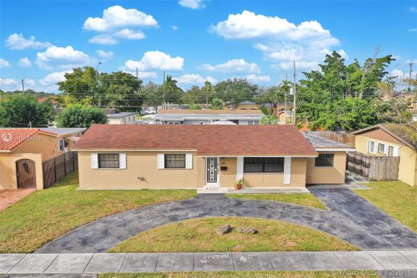 Coral Gardens, 2710 SW 96th Ave, Westchester, Florida 33165, image 2
