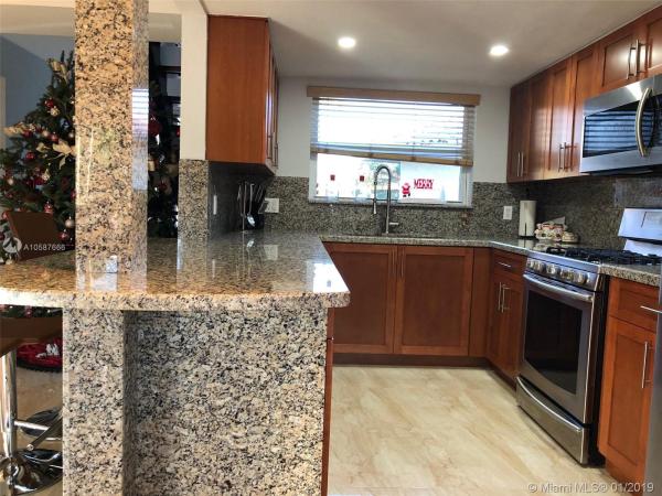 Tamiami Lakes, 13554 SW 8th Ln, Tamiami, Florida 33184, image 2