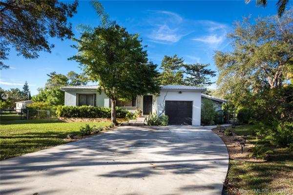 Cambridge Lawns Park, 5968 SW 61st Ave, South Miami, Florida 33143, image 2