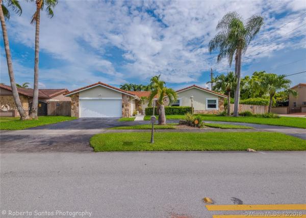 Kendall Place, 12001 SW 93rd St, The Crossings, Florida 33186, image 2
