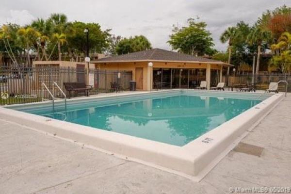 Lakes Village, 14115 SW 66th St #I8, Kendale Lakes, Florida 33183, image 2